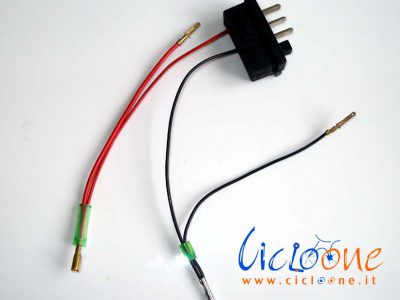 attacco batteria al telaio bici elettriche